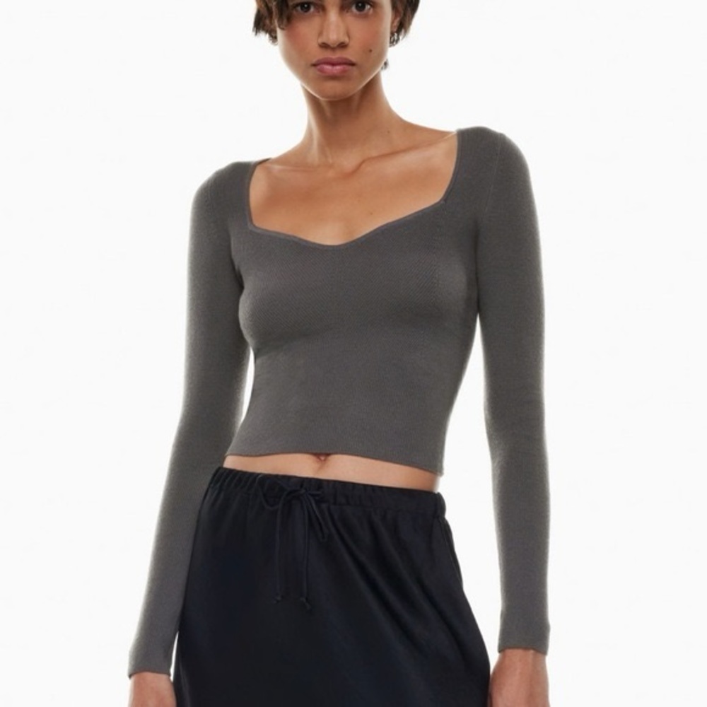 Wilfred Gray Sweetheart Knit Long Sleeve